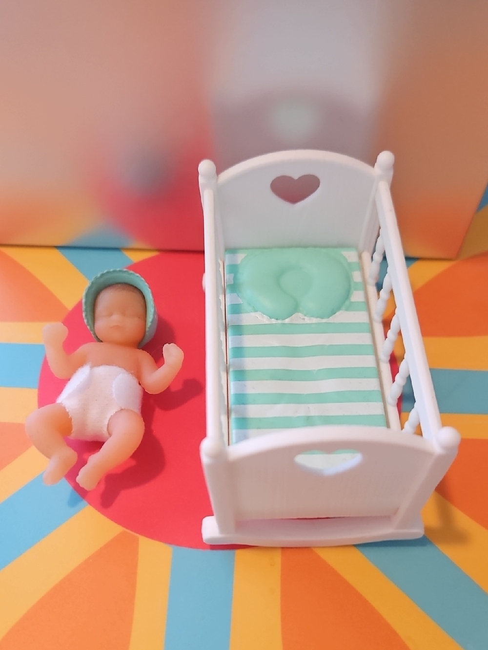 Zuru Mini Baby Doll in White Crib with Mint Bedding - Picture 4 of 7